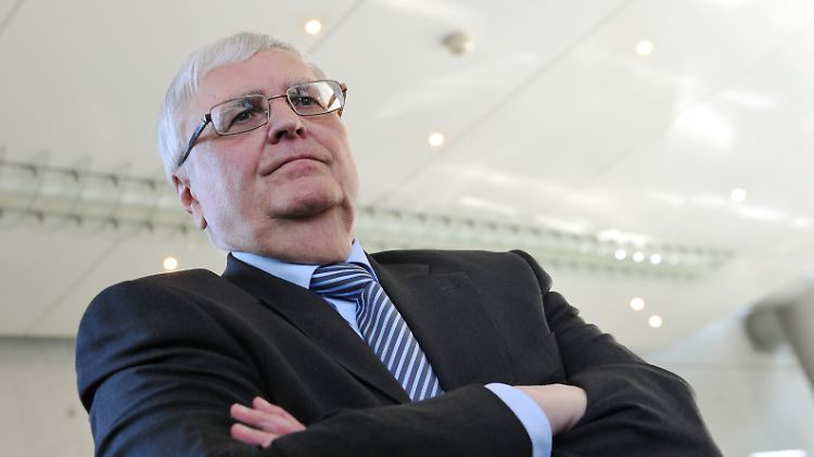 Zwanziger war von 2011 bis 2015 Exekutivkomitee-Mitglied des Weltverbandes FIFA.
