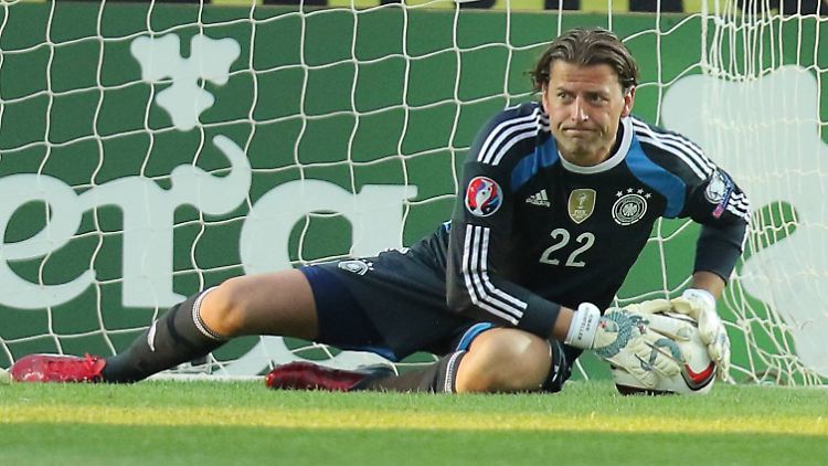 Wie geht's weiter mit Roman Weidenfeller? Sowohl im DFB-Team als auch beim BVB scheint seine Zukunft offen.