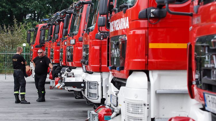 22 polnische Lastwagen bringen 160 Tonnen Hilfsgüter in die Ukraine - zusammen mit einem deutschen Konvoi.