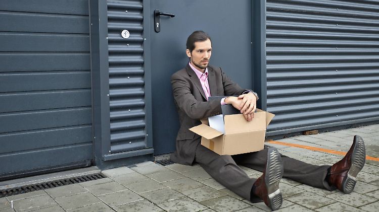 Nach der Kündigung sollte man sich umgehend arbeitssuchend melden. Sonst droht eine einwöchige Sperre.