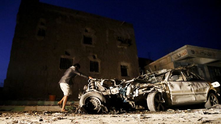 Vier Autobomben explodierten in Sanaa.