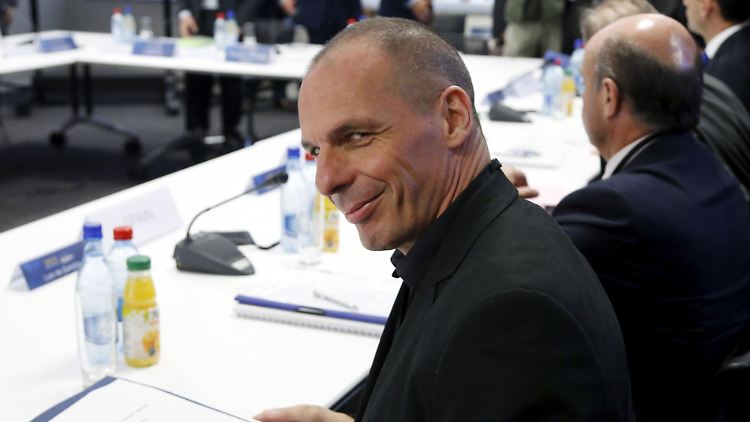 Griechenlands Finanzminister Yanis Varoufakis bei dem Treffen der Euro-Finanzminister. 