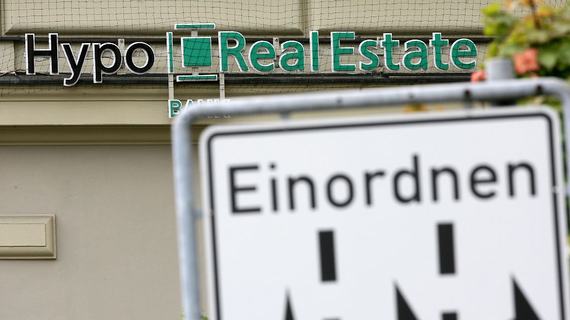 HRE: Milliardenhilfen und Banker-Boni erregen die Gemüter.