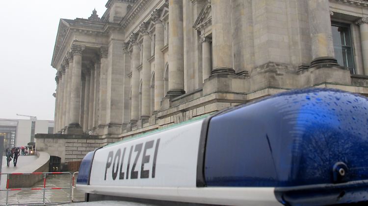 Die Polizei des Bundestags, das BKA und die Berliner Polizei wollen gemeinsam die Sicherheit für türkischstämmige Bundestagsabgeordnete erhöhen. 