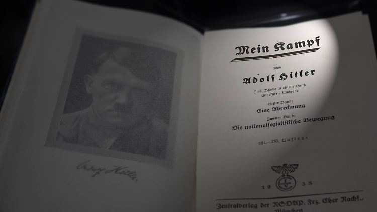 Seit dem Ende des Zweiten Weltkrieges war Hitlers "Mein Kampf" im Buchhandel nicht zu kaufen.
