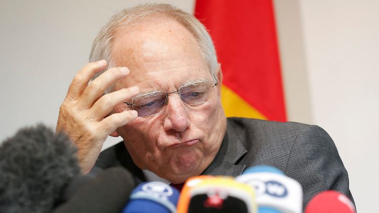 Bundesfinanzminister Wolfgang Schäuble erhofft sich keine Wunder vom EU-Sondergipfel. 