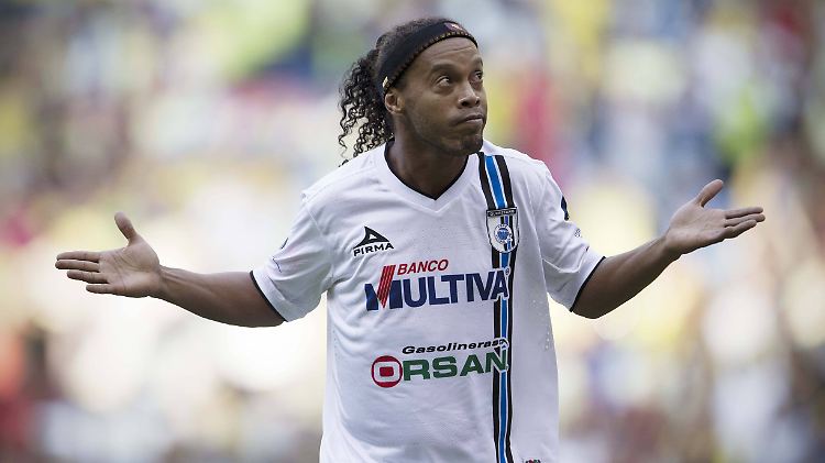 "Ich möchte der ganzen mexikanischen Nation für all diese Tage mit ganz besonderen Menschen danken": Ronaldinho.