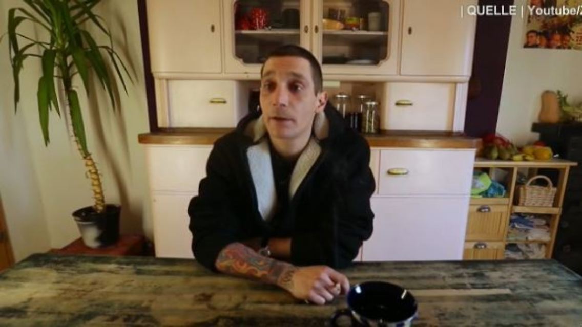 videoblogger.JPG