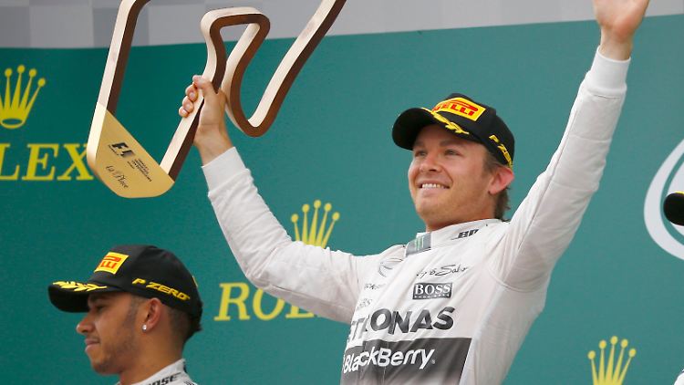 Das Duell geht weiter: Nico Rosberg und Lewis Hamilton.