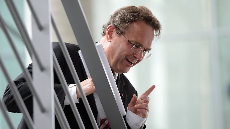 Friedrich: "Wir haben eine Verpflichtung, verfolgten Christen beizustehen." 