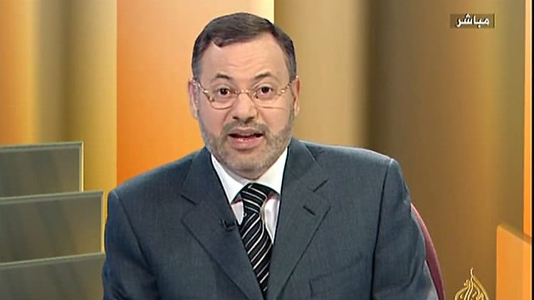Undatiertes Foto des Journalisten Ahmed Mansur, das der TV-Sender Al-Dschasira zur Verfügung gestellt hat.