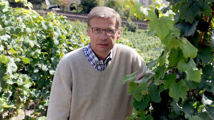 Drei, zwei, eins, seins: Jauch auf seinem "Kanzemer Altenberg".