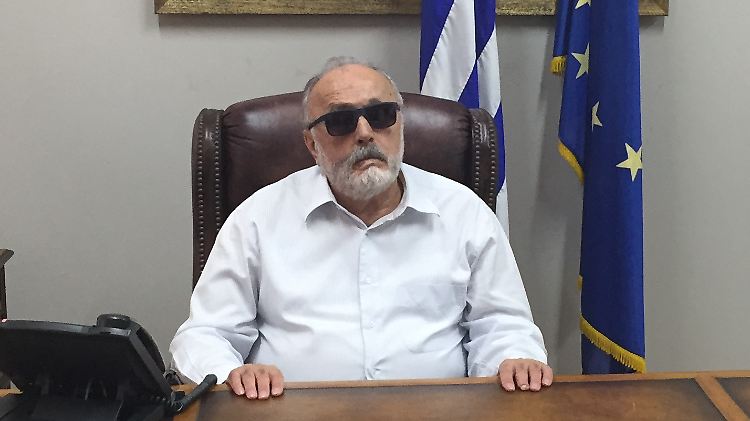Panagiotis Kouroumplis wurde beim Regierungswechsel im Januar 2015 Gesundheitsminister. 1996 wurde er zum ersten Mal Mitglied des Parlaments.