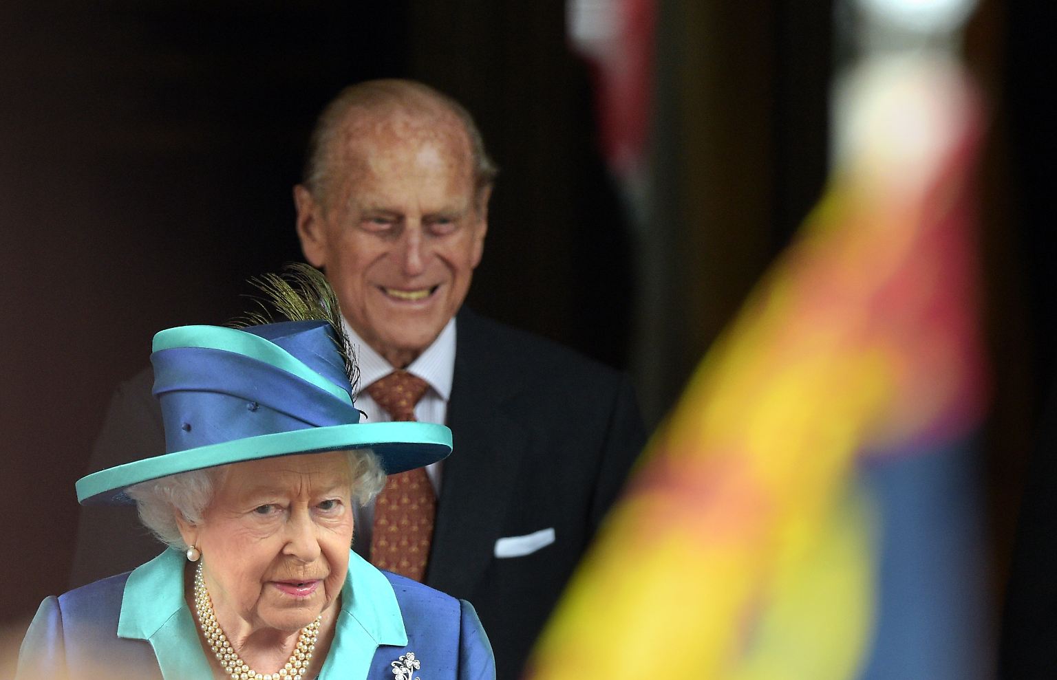 Die Queen ist in Berlin, aber wenn sich Ihre Majestät schon mal auf deutschem Boden befindet, müssen sie und Gatte Prinz Philip sich eigentlich auch ...