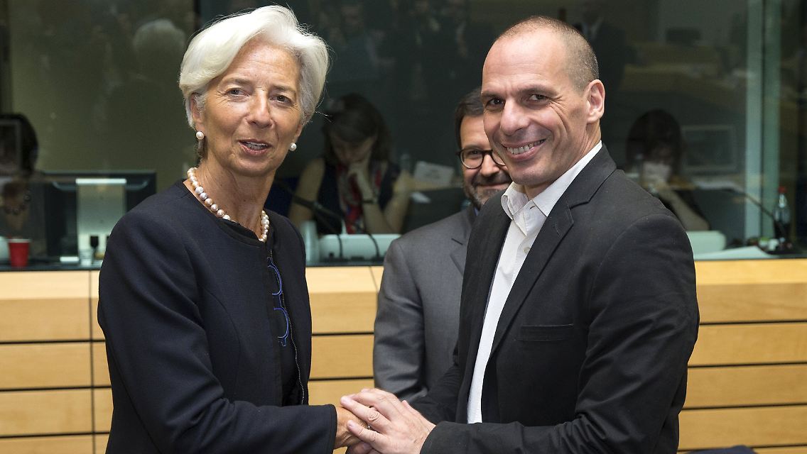 2015-06-25T122046Z_1997478399_GF10000138748_RTRMADP_3_EUROZONE-GREECE.JPG44565535709575621.jpg