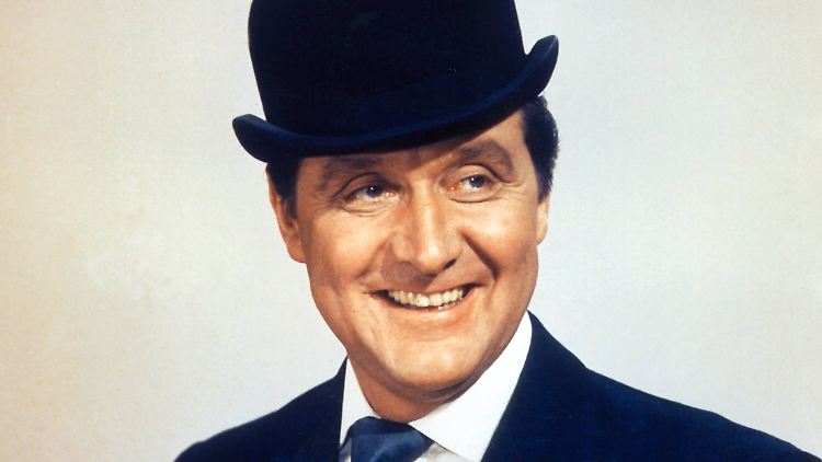 Rolle seines Lebens: Patrick Macnee als John Steed.