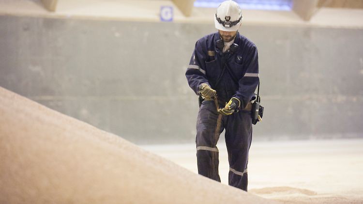 Rohstoff aus dem Boden: Kalisalze wie hier aus der kanadischen Cory-Mine geben einen hervorragenden Dünger ab.
