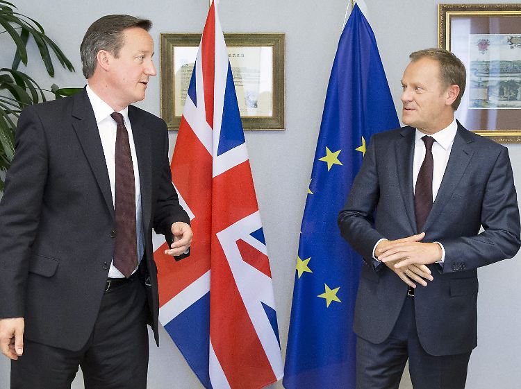 Es ist nicht nur Griechenland: David Cameron und Donald Tusk vor Beginn des EU-Gipfels.
