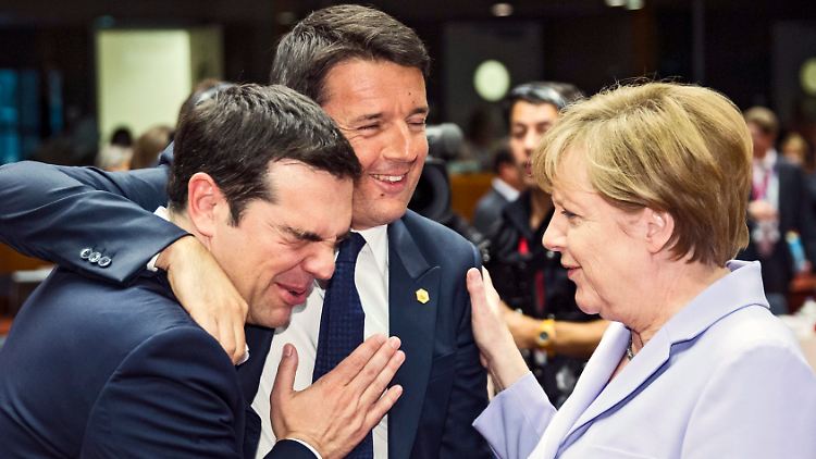 Lockere Stimmung, harte Verhandlungen: Griechenlands Premier Tsipras (l.) mit Italiens Regierungschef Renzi und Merkel. 