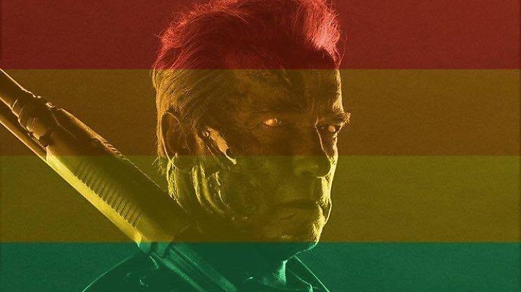 Schwarzenegger legt Regenbogenfarben über sein Terminator-Foto - samt schwerem Gewehr und typisch grimmigem Blick.
