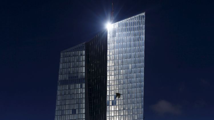 Das EZB-Gebäude in Frankfurt. Hier entschiedet sich, wie lange die griechischen Banken durchhalten.