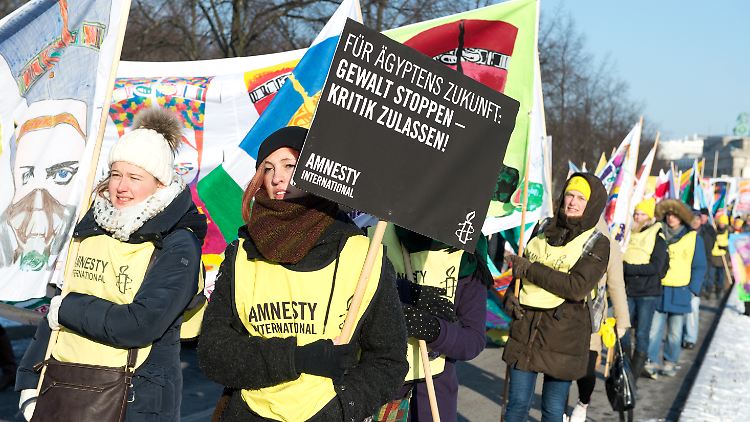 Amnesty International setzt sich auch in Deutschland für die Rechte der Ägypter ein.