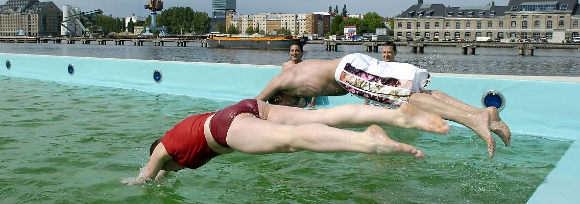 pool.jpg