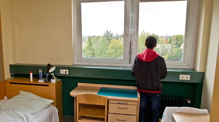Jugendliche Flüchtlinge werden bislang in großen Städten untergebracht. 