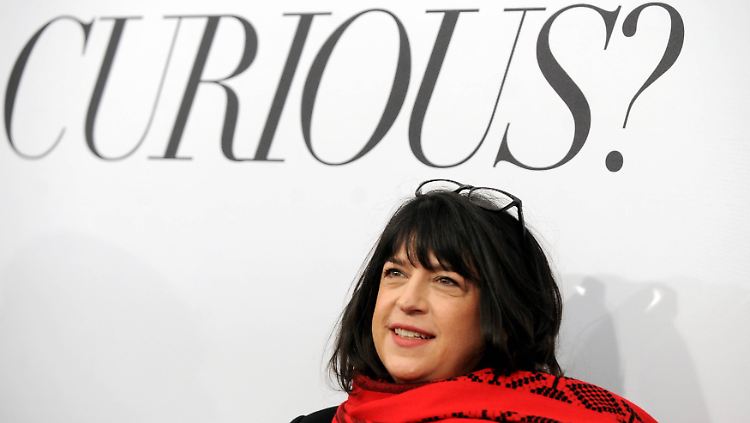 Na, neugierig? Dann fragen Sie doch einfach E. L. James - allerdings antwortet die vielleicht nicht.