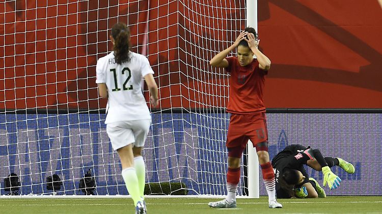 Celia Sasic versagten die Nerven vom Punkt. 