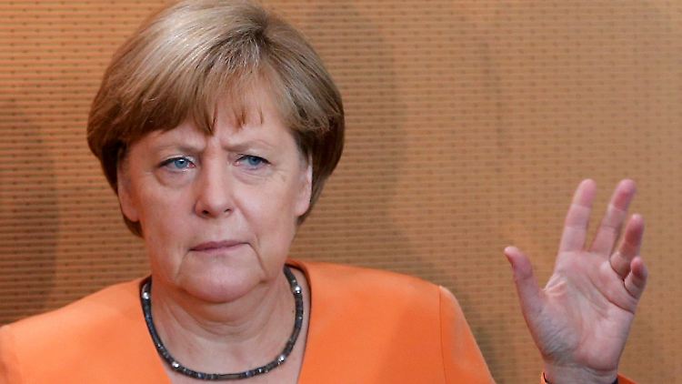 Die Mehrheit der Deutschen ist mit der Arbeit von Kanzlerin Angela Merkel offenbar zufrieden.