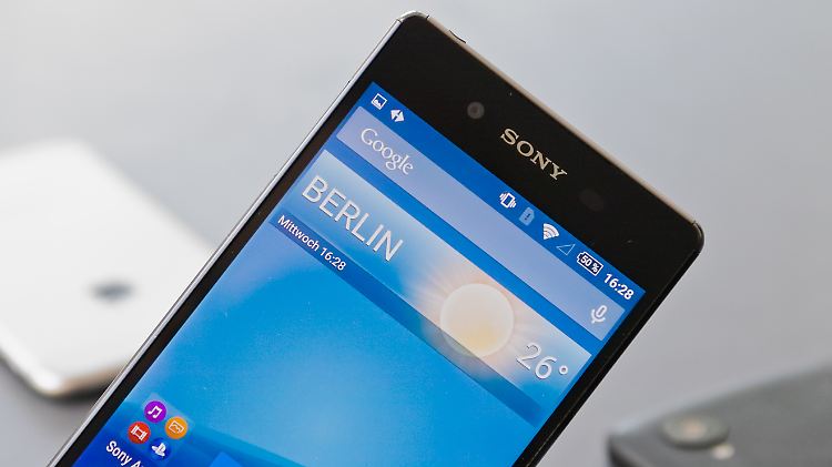 Das Xperia Z3+ ist optisch fast identisch zum Vorgänger.