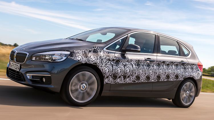 Mit der Plug-In-Version des Active Tourers erweitert BMW sein Elektro-Angebot erneut um ein Fahrzeug. 