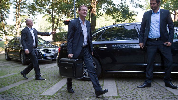 Berlins Regierender Bürgermeister Müller übernimmt als Nachfolger von  Wowereit den Vorsitz des Aufsichtsrates am BER.