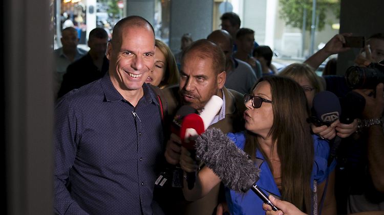 Yanis Varoufakis beklagt, dass den Griechen Angst eingeflößt werde.