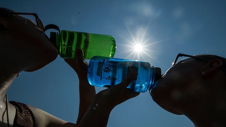 Man soll trinken, bevor der Durst spürbar wird.