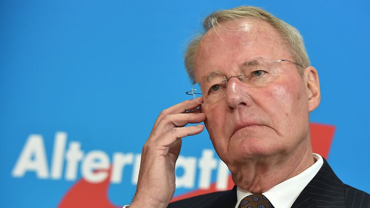 Erst trat Henkel als Parteiviz zurück, nun denkt er offenbar über einen Parteiaustritt nach.