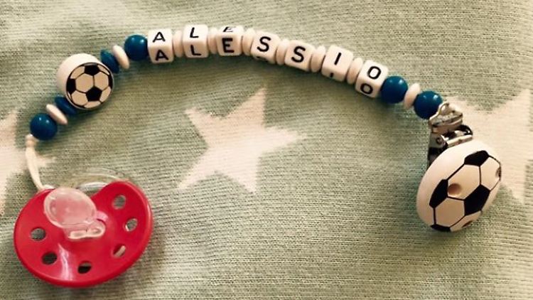 Für die harte Zeit hat der kleine Alessio schon mal den richtigen Namen. Der bedeutet nämlich "der Starke".