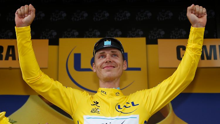 Glücklicher Träger des Gelben Trikots: Tony Martin.