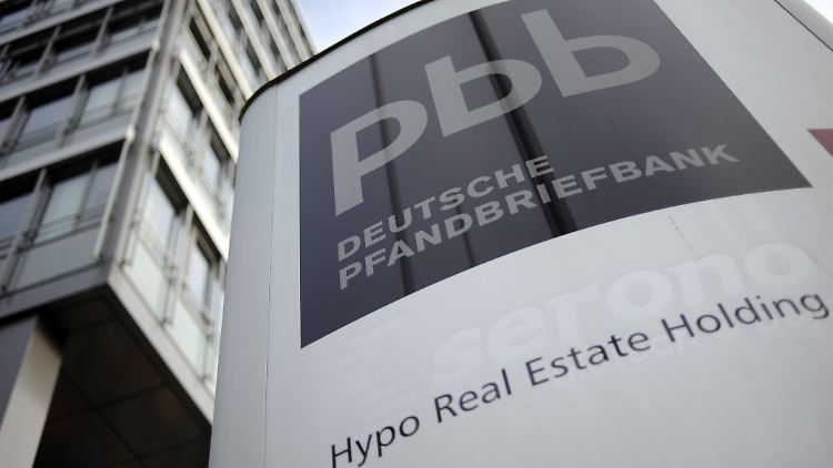 pbb-Aktienkurs sackt ab.