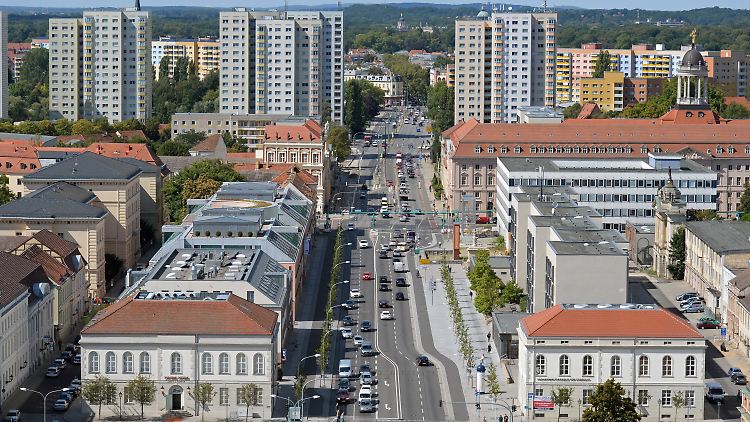 In Brandenburg verzeichnen lediglich die Landeshauptstadt Potsdam und einige Berlin-nahe Regionen Zuwächse. Im ländlichen Raum sieht es indes dramatisch aus.