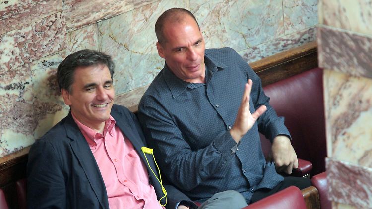 Ex-Finanzminister Varoufakis und sein Nachfolger Tsakalotos sind weniger für den Schuldenabbau verantwortlich als die Eurogruppe. 