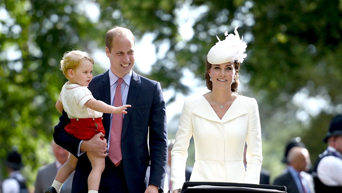 2015-07-06T000946Z_1830221304_GF10000149698_RTRMADP_3_BRITAIN-ROYALS-CHARLOTTE.JPG1899681118058337497.jpg