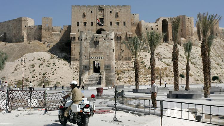 Die Zitadelle von Aleppo ist eine der ältesten und größten Festungen der Welt.