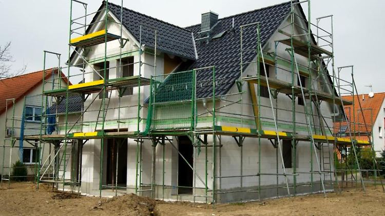 Verbraucher erhalten künftig das Recht, einen Bauvertrag innerhalb von 14 Tagen ab Vertragsschluss zu widerrufen. 