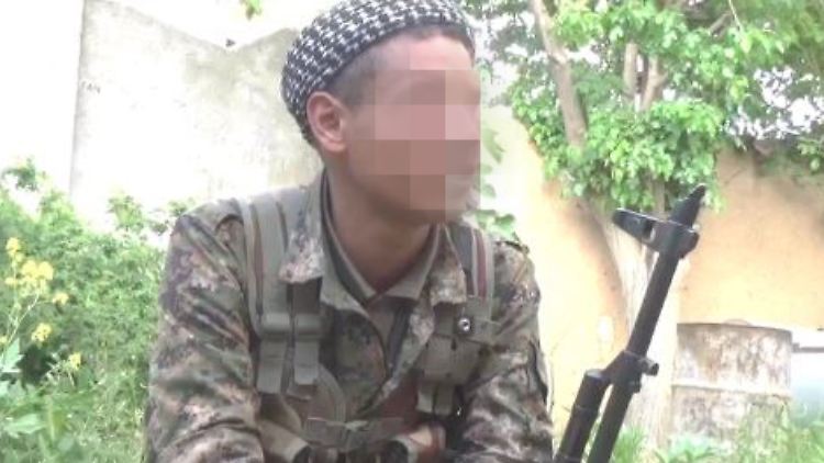Das Foto zeigt den offenbar getöteten 22-Jährigen deutschen Anti-IS-Kämpfer.
