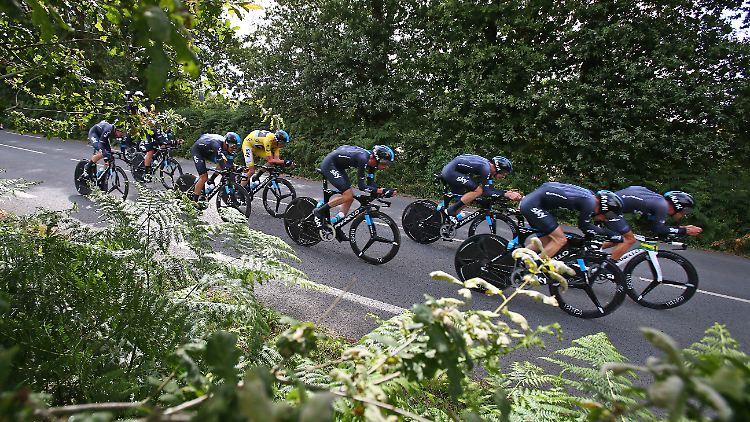 Unter Verdacht: Das Team Sky und ihre Zeitfahrräder der Tour de France 2015.