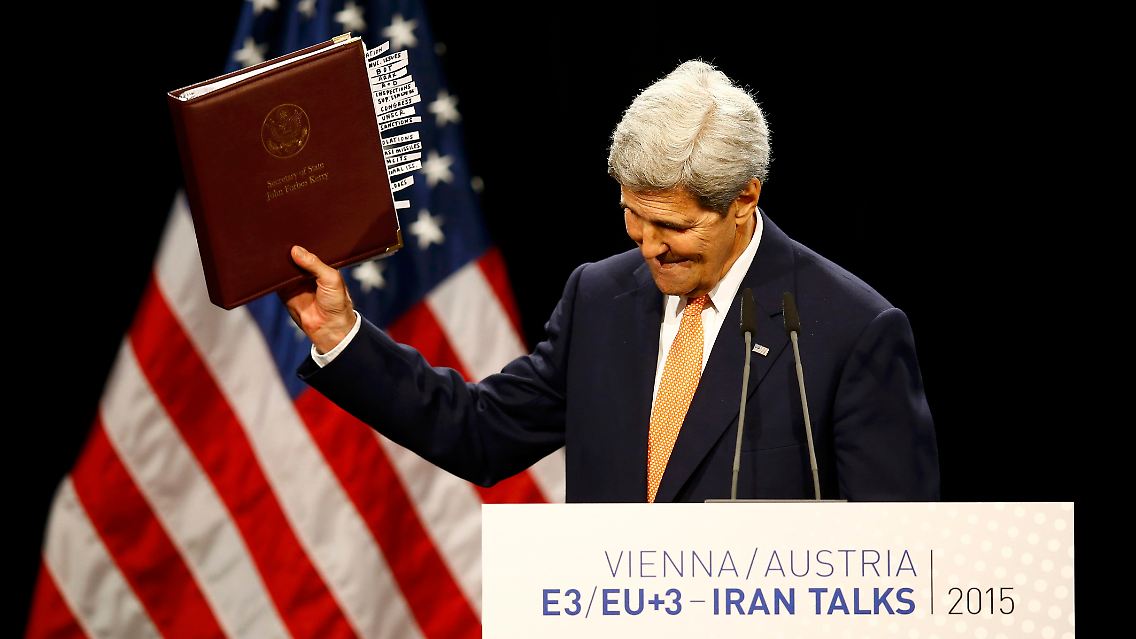 2015-07-14T132553Z_3938008_LR2EB7E11AU4U_RTRMADP_3_IRAN-NUCLEAR.JPG4432196365843843516.jpg