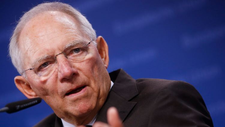 Finanzminister Schäuble sieht lange und schwierige Gespräche um ein drittes Hilfspaket kommen.