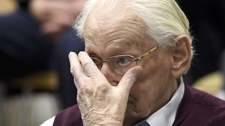 Der 94-jährige Gröning wurde wegen Beihilfe zum Mord in 300.000 Fällen zu vier Jahren Haft verurteilt.